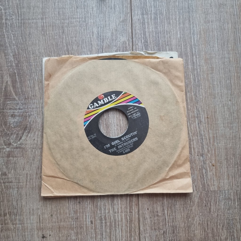 7" The Intruders – I'm Girl Scoutin', CD & DVD, Enlèvement ou Envoi, Utilisé, 12 pouces, R&B et Soul