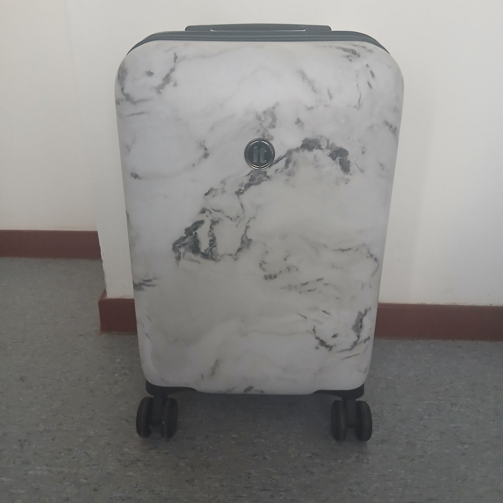 valise cabine marbre, Enlèvement