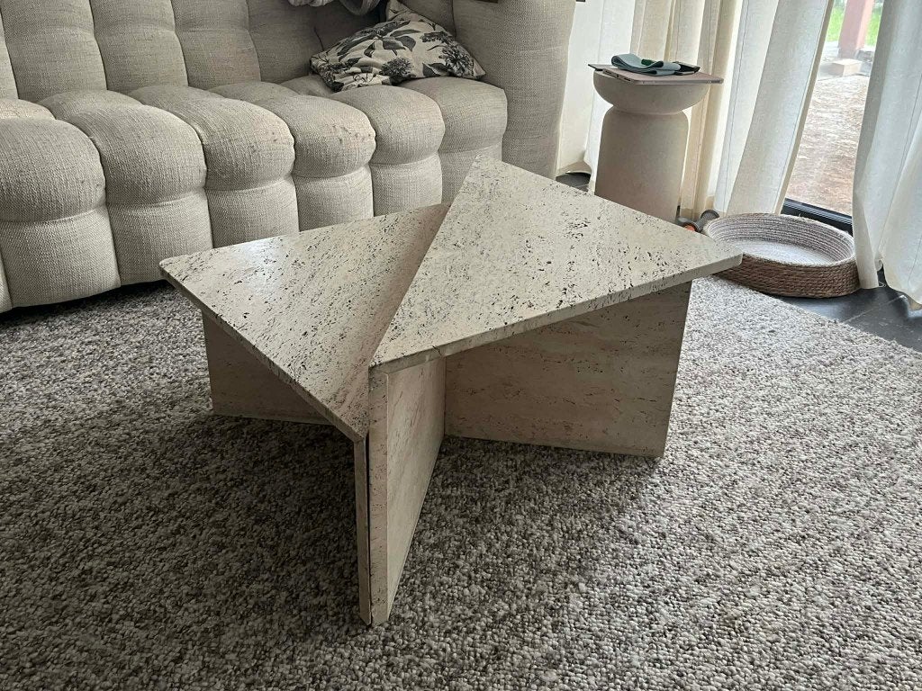 Schitterende design travertin salontafel van Up&Up 70x70, Enlèvement ou Envoi, 50 à 100 cm, 50 à 100 cm, 5 – 50