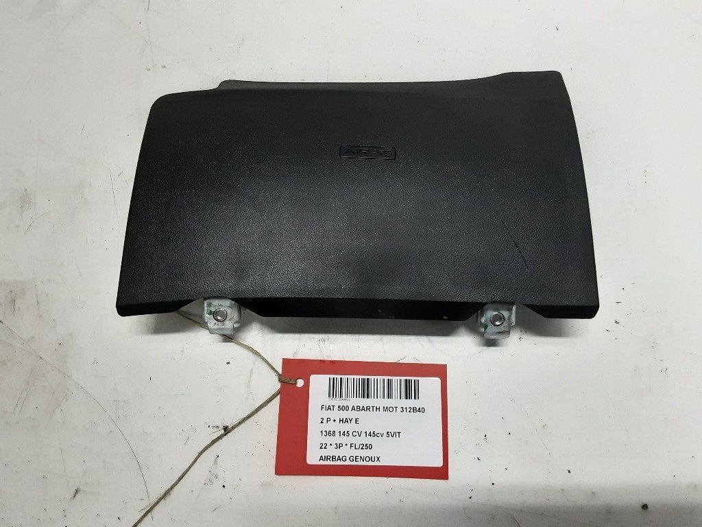 AIRBAG GENOUX Abarth 500 / 595 / 695 (01-2008/-) (735626686), Taurusavenue 1
2132 LS  Hoofddorp, NL, Webaccessibility@stellantis.com