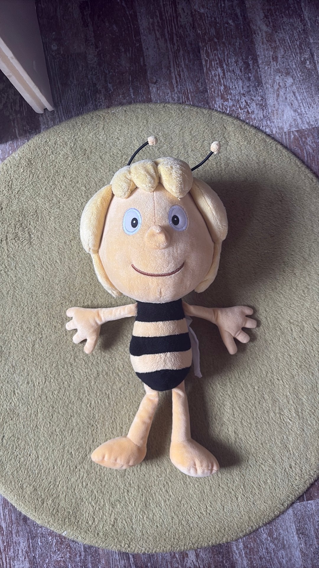 Maya de bij knuffel, Ophalen