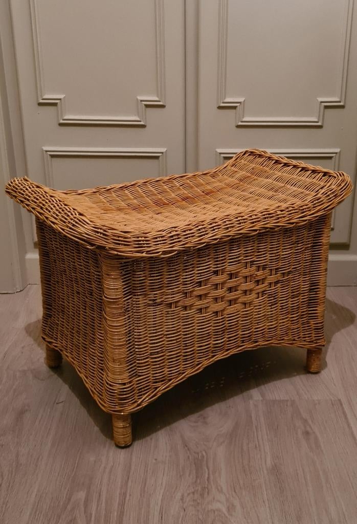 VINTAGE ROTAN KRUKJE VOETENBANKJE, Ophalen