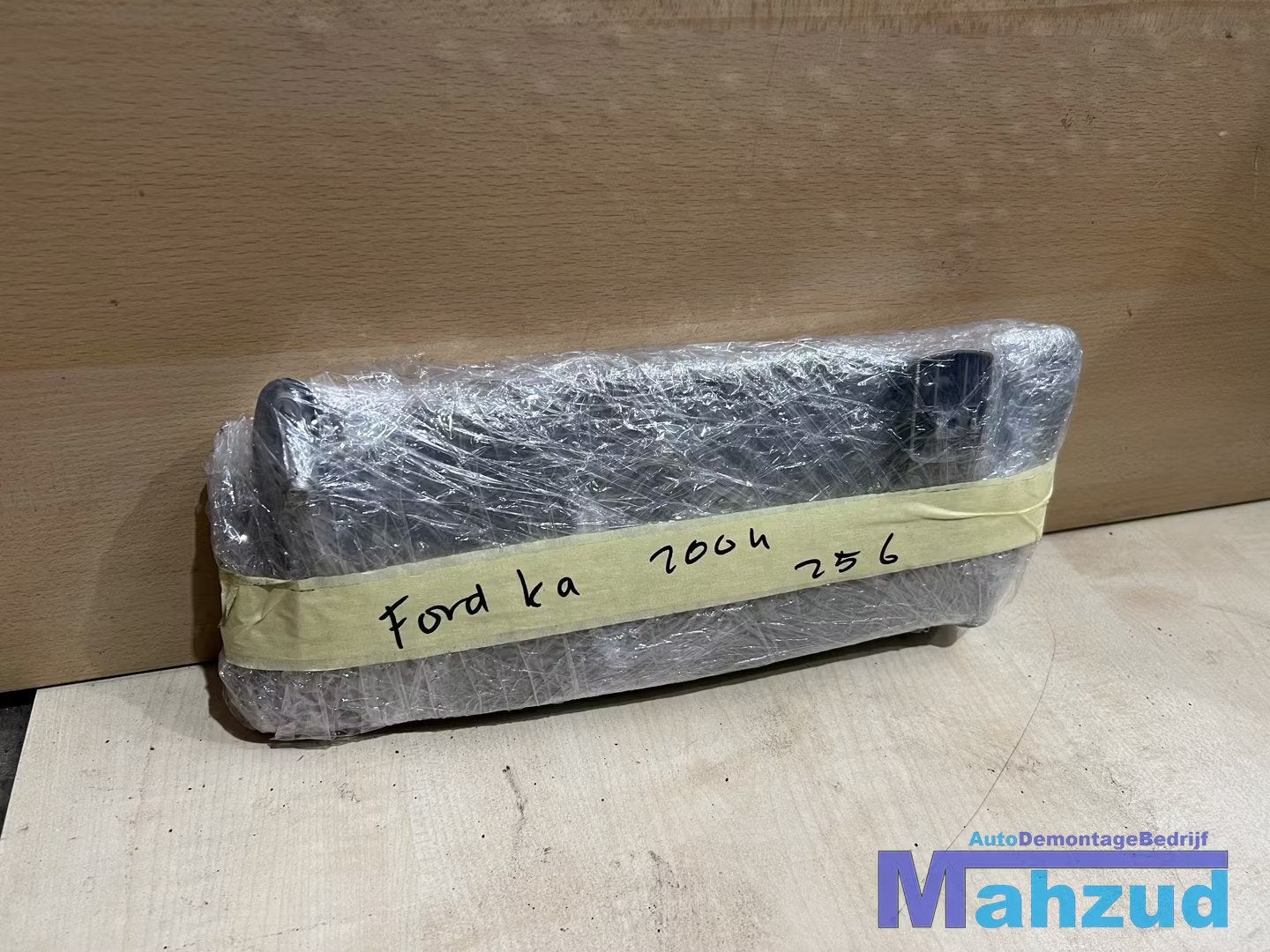 FORD KA 1 links rechts zonneklep set 1996-2008, Info@ford.com, Ford Motor Company, American Road 1
48126  Dearborn, Ford