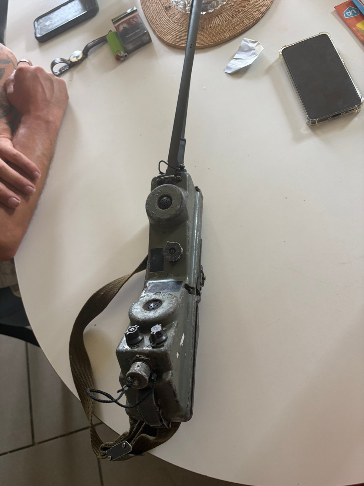 Original french army portable military radio TRC-766, Verzamelen, Ophalen, Landmacht, Overige typen