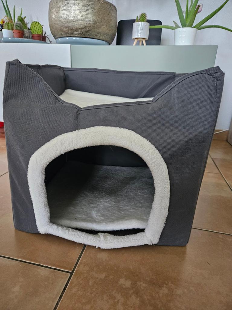 Gratuit Mons, Dieren en Toebehoren, Katten-accessoires, Ophalen