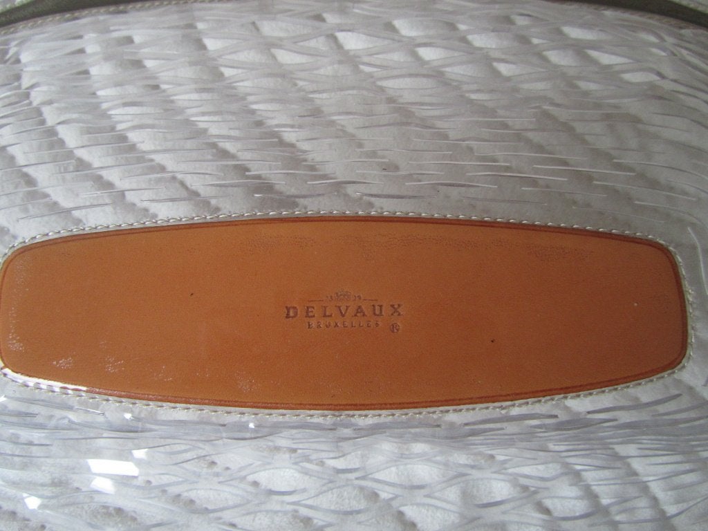 DELVAUX Basketbaltas in beperkte oplage met logo, Handtassen en Accessoires, Verzenden