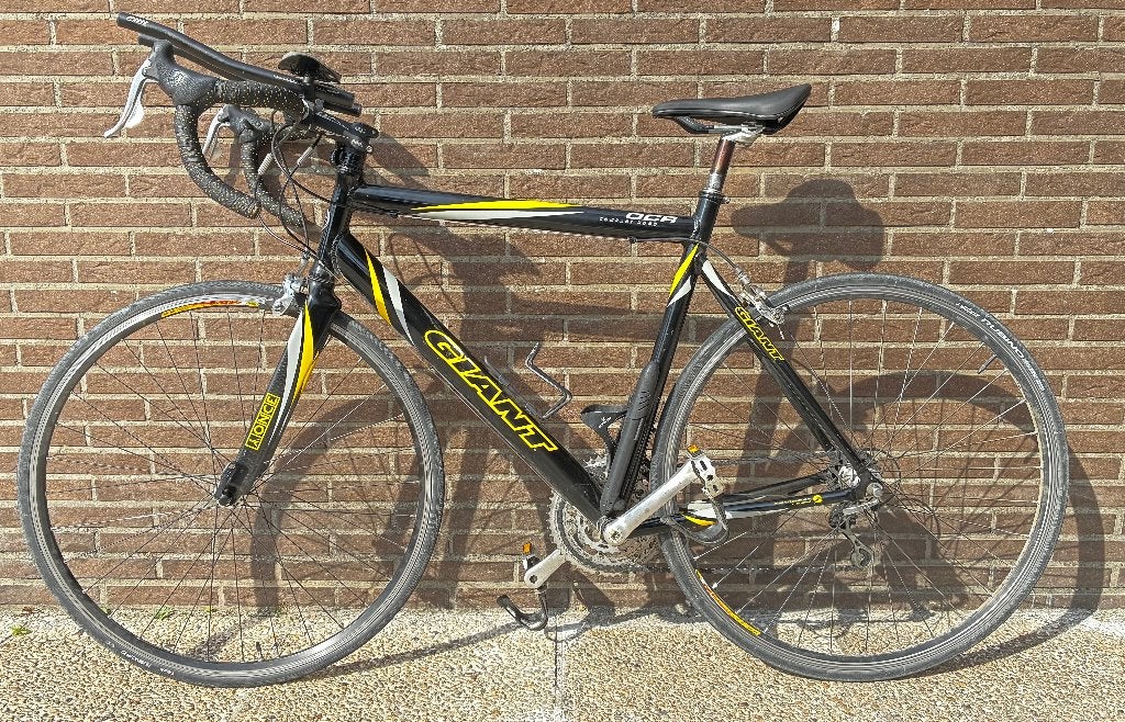 Beau vélo de route, Frein sur jante, Giant, Enlèvement, Plus de 20 vitesses