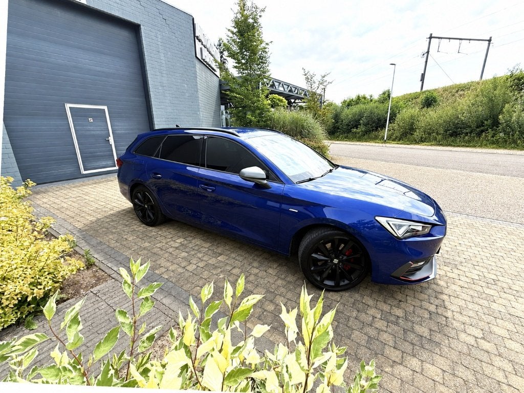 SEAT LEON SPORTSTOURER EURO6 - GASOIL, Auto's, Stof, 5 deurs, https://public.car-pass.be/vhr/290d4968-e8f6-4624-b278-4bbd2976319b