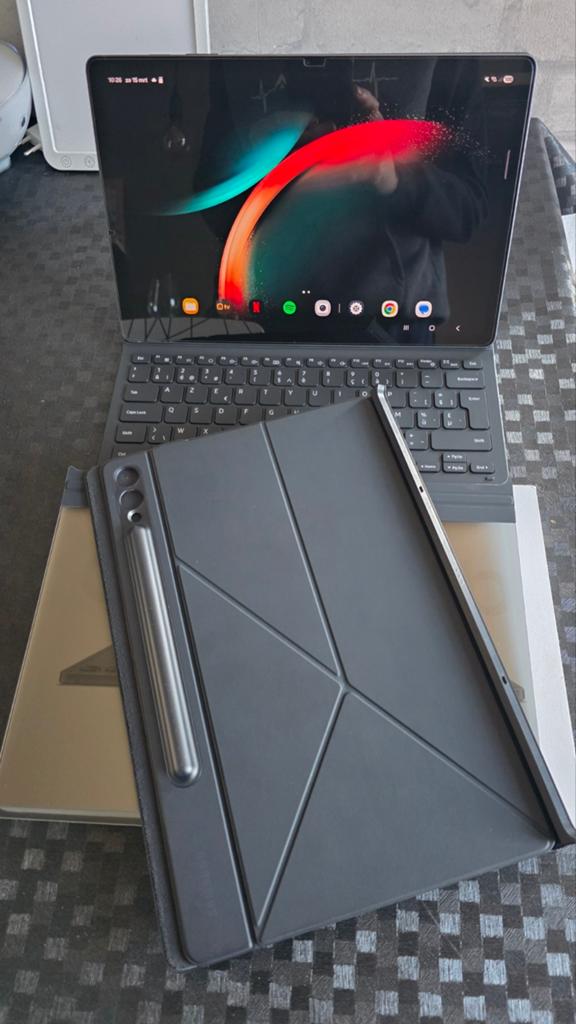 Samsung galaxy tab s9 fe plus 5G in nieuwstaat, Computers en Software, Android Tablets, Zo goed als nieuw, Wi-Fi en Mobiel internet