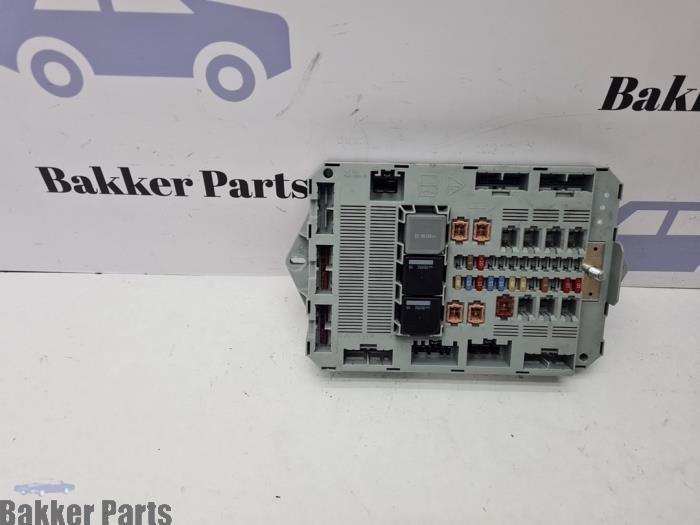 Boîte à fusibles d'un Jaguar XF, -, -, 3 mois de garantie, Utilisé