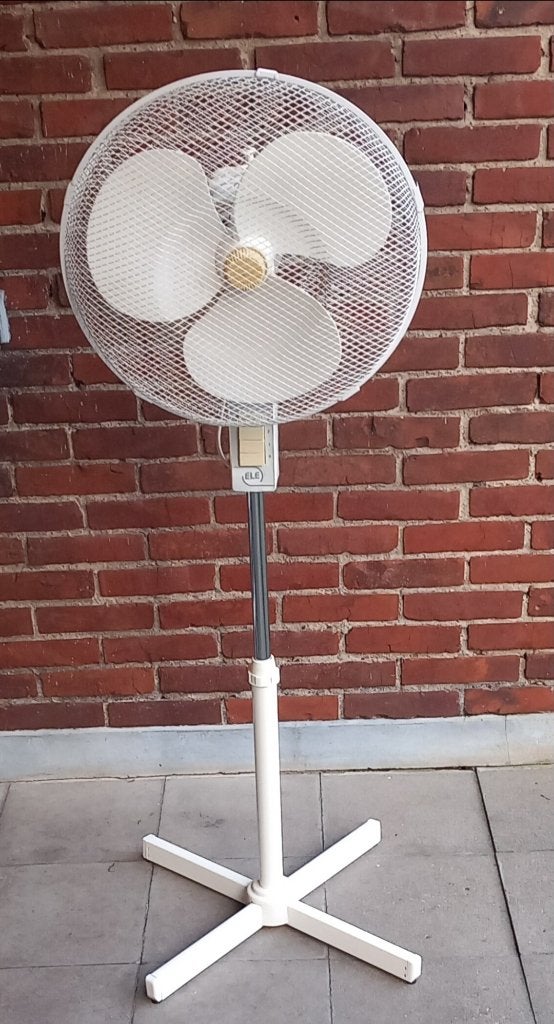 Ventilator op voet met 3 snelheden, Elektronische apparatuur, Ventilatoren, Ophalen, Gebruikt, Statiefventilator