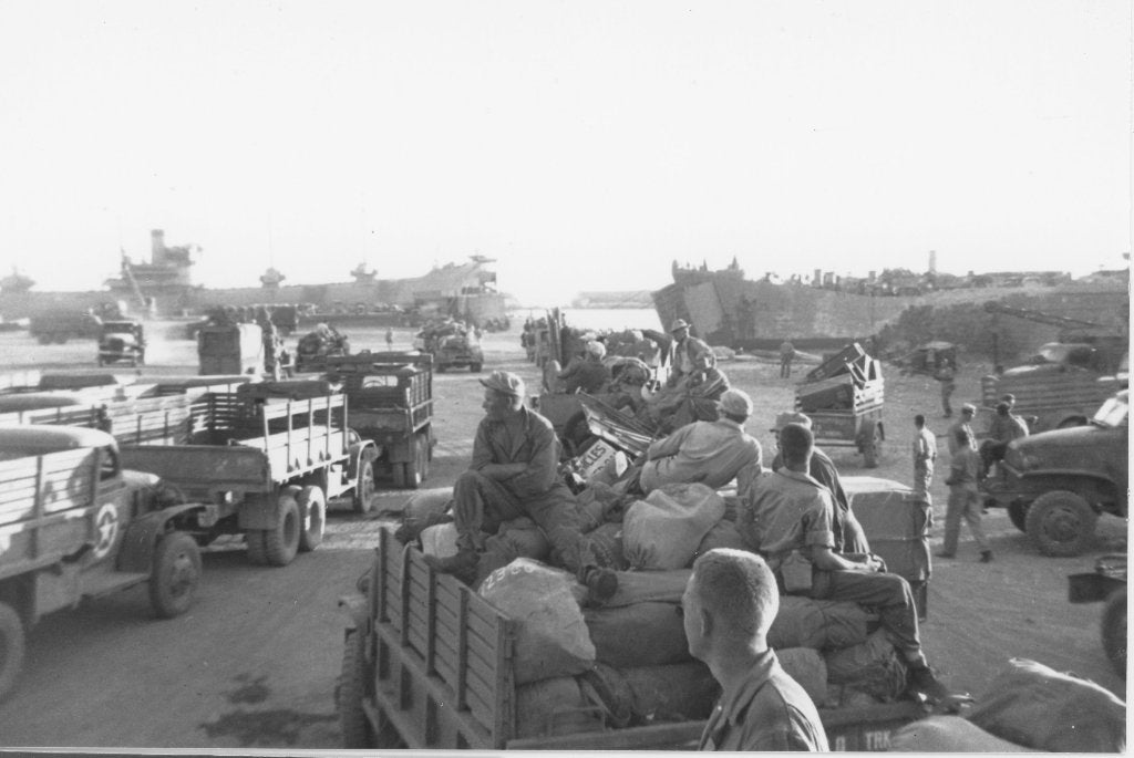 5 repro-foto's - GI US Army in Europa - WO2, Verzenden