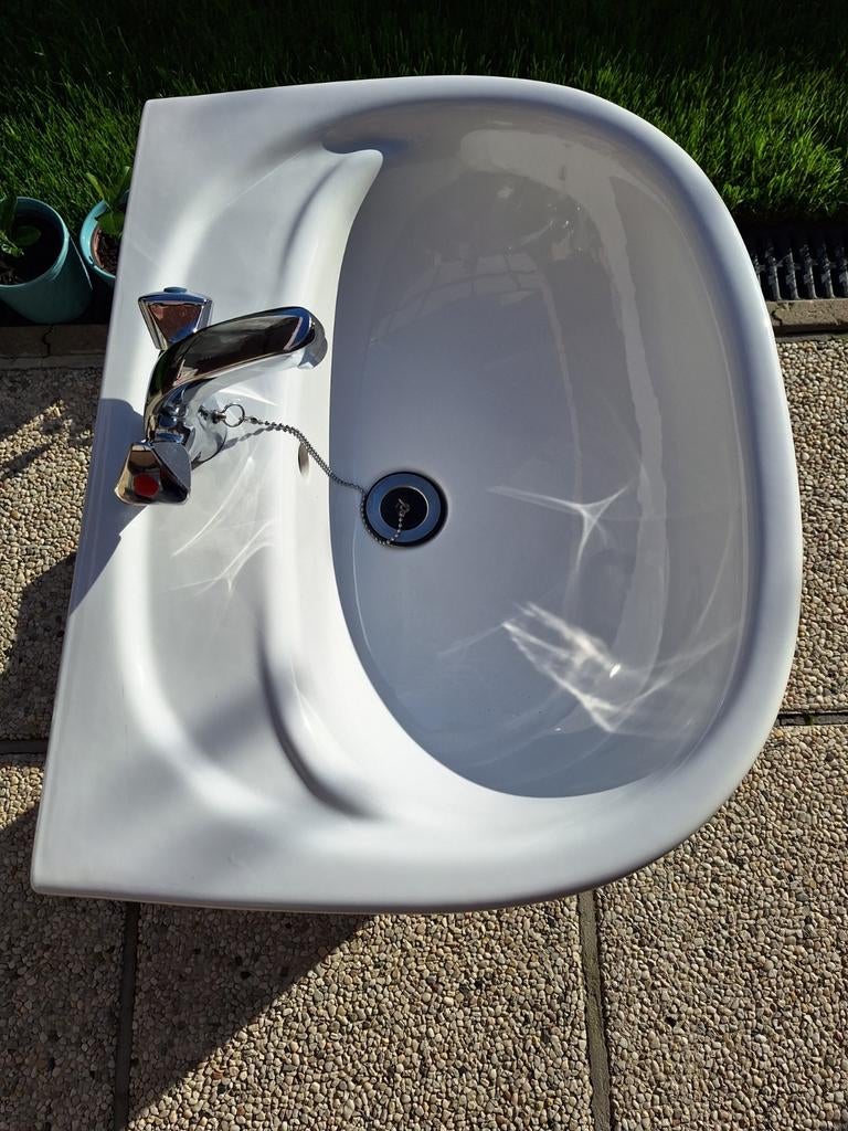 Lavabo, Ophalen