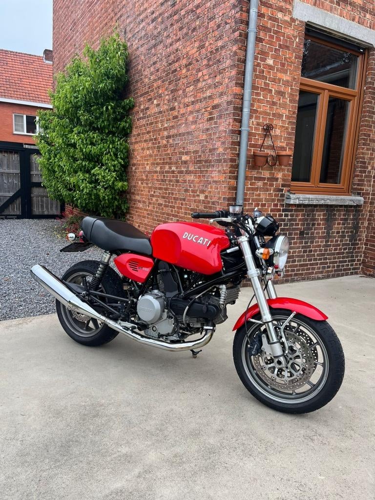 Ducati GT1000 gekeurd16.000km, Motoren, Motoren | Ducati, 2 cilinders, Sportuitlaat, Occasion, Motorrijbewijs A