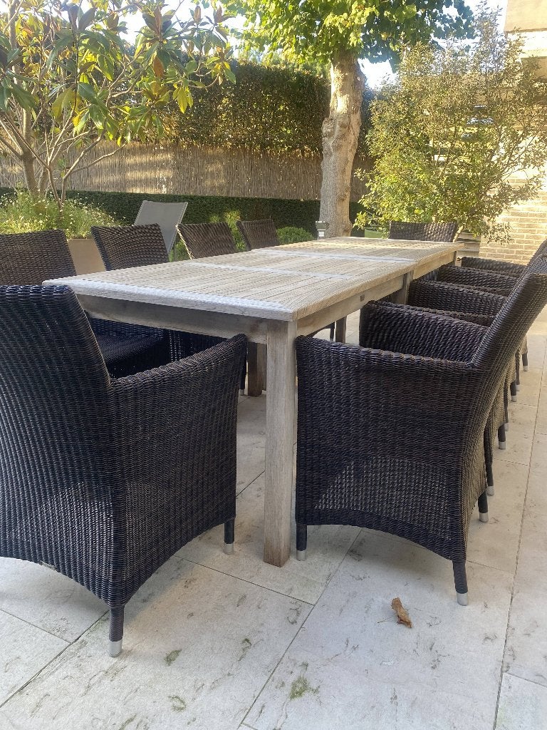 Terrasset 9 tafels + 19 stoelen met kussens, Tuin en Terras, Ophalen, Gebruikt, Hardhout, Meer dan 8 zitplaatsen