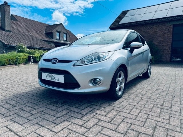 Ford Fiesta 1.25 Essence * Garantie * Climatiseur *, 1242 cm³, Achat, Entreprise, Garantie prolongée