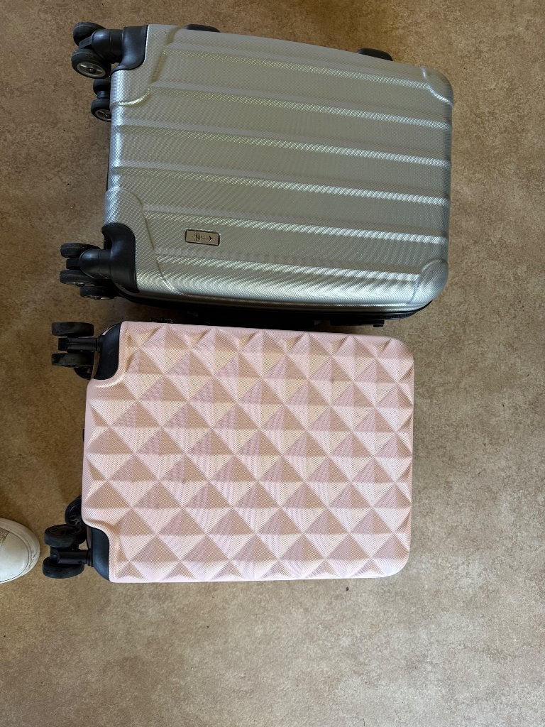 2 klein hand bagage, Bijoux, Sacs & Beauté, Enlèvement, Utilisé, Poignée extensible