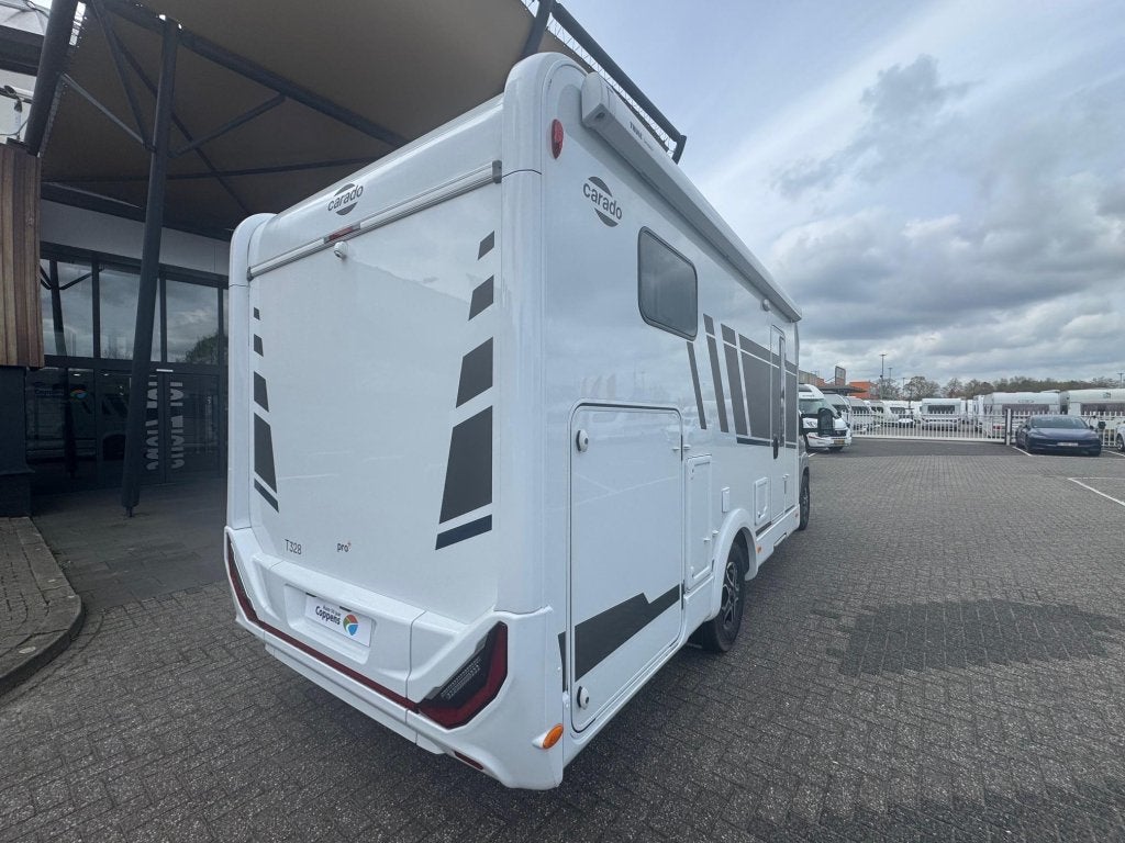 Carado T 328 AUTOMAAT !, Caravans en Kamperen, Automaat, Ringverwarming, Tot en met 2, 6 tot 7 meter