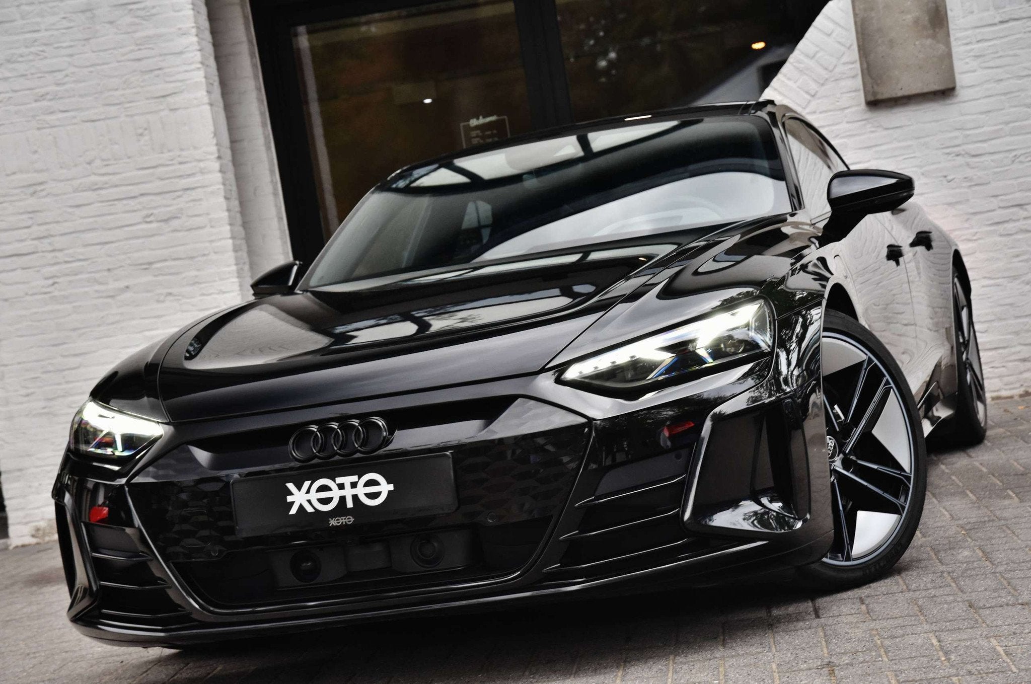 Audi e-tron GT RS QUATTRO SHADOW RS DESIGN PACKAGE RED * NP:, Achat, 4 portes, 2420 kg, Noir