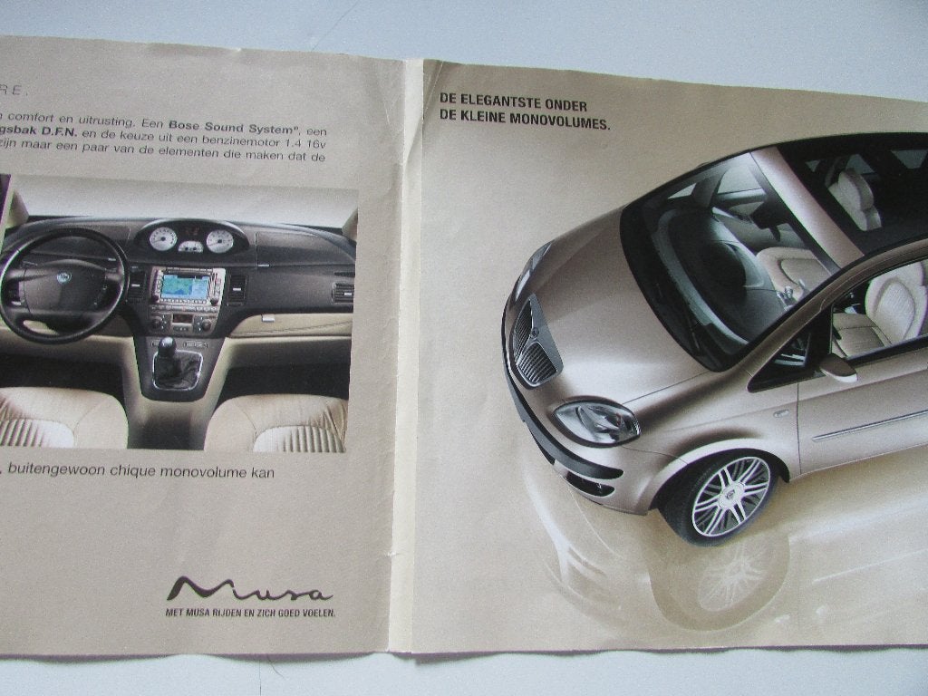 LANCIA COLLECTIE 2005, BROCHURE, Gelezen, Ophalen of Verzenden, Overige merken, Lancia