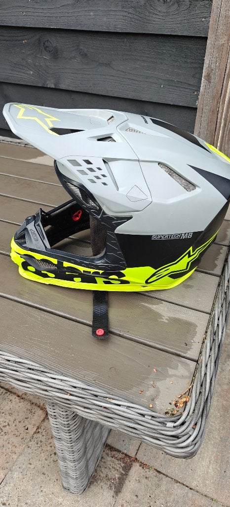 Alpinestars SM8 crosshelm maat XL zgan, Motoren, Kleding | Motorhelmen, Overige merken, XL, Ophalen of Verzenden, Tweedehands