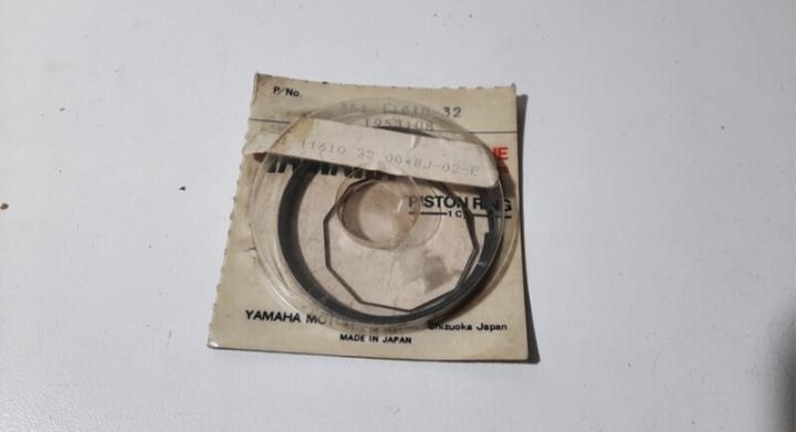 361-11610-32 PISTON RING SET 3  0/S RD250 '73-175, Motoren, Ophalen, Nieuw