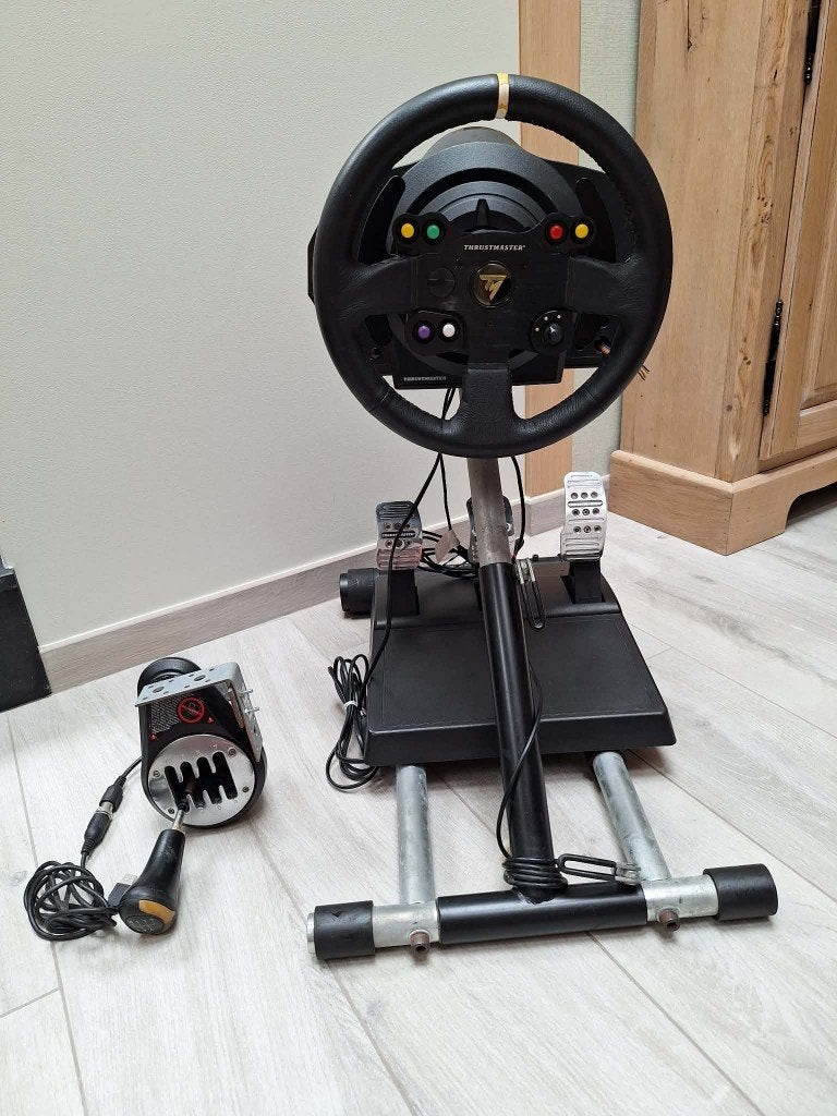 Thrustmaster TX simrace set, Enlèvement