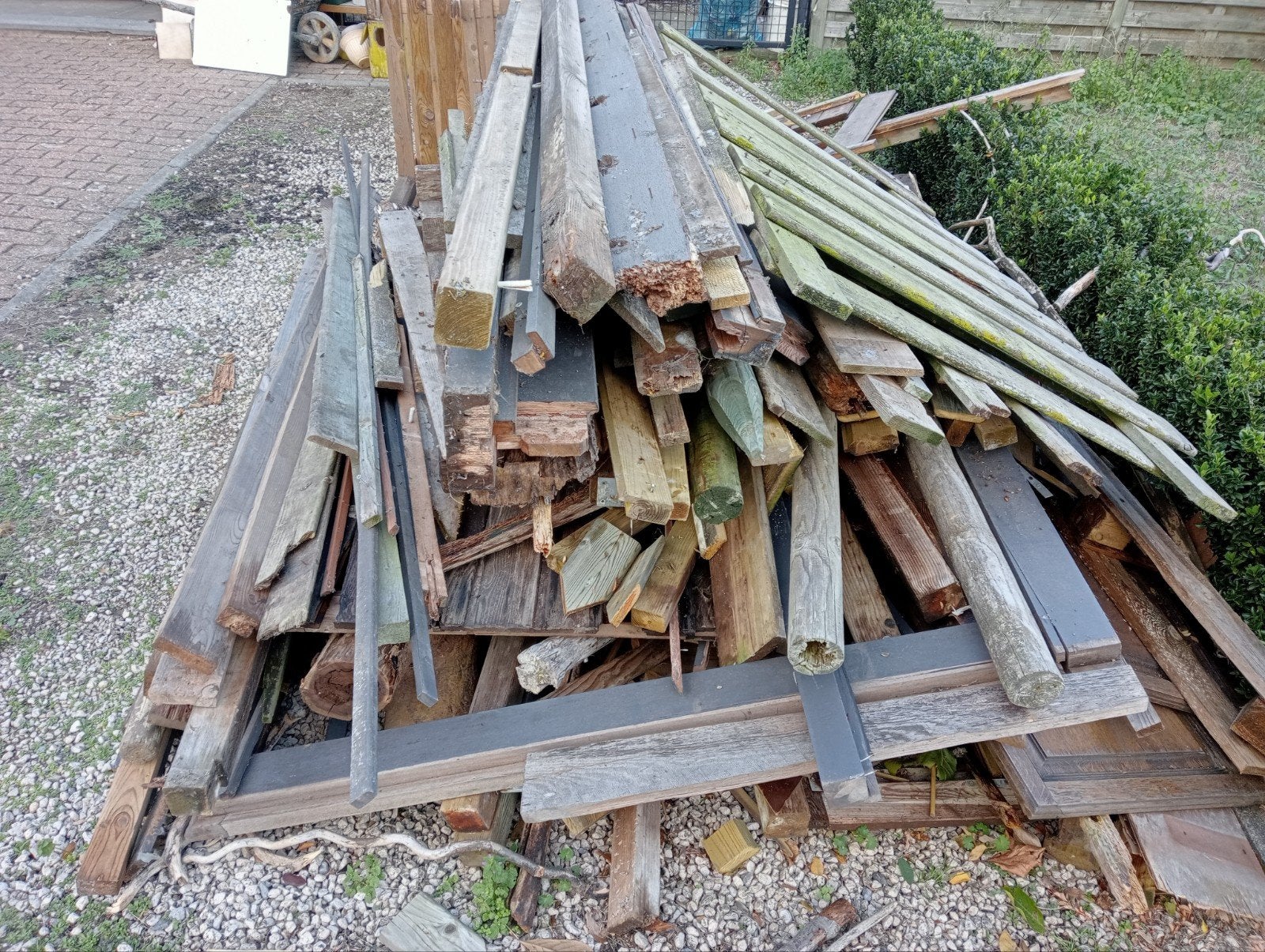 gratis brandhout, Enlèvement