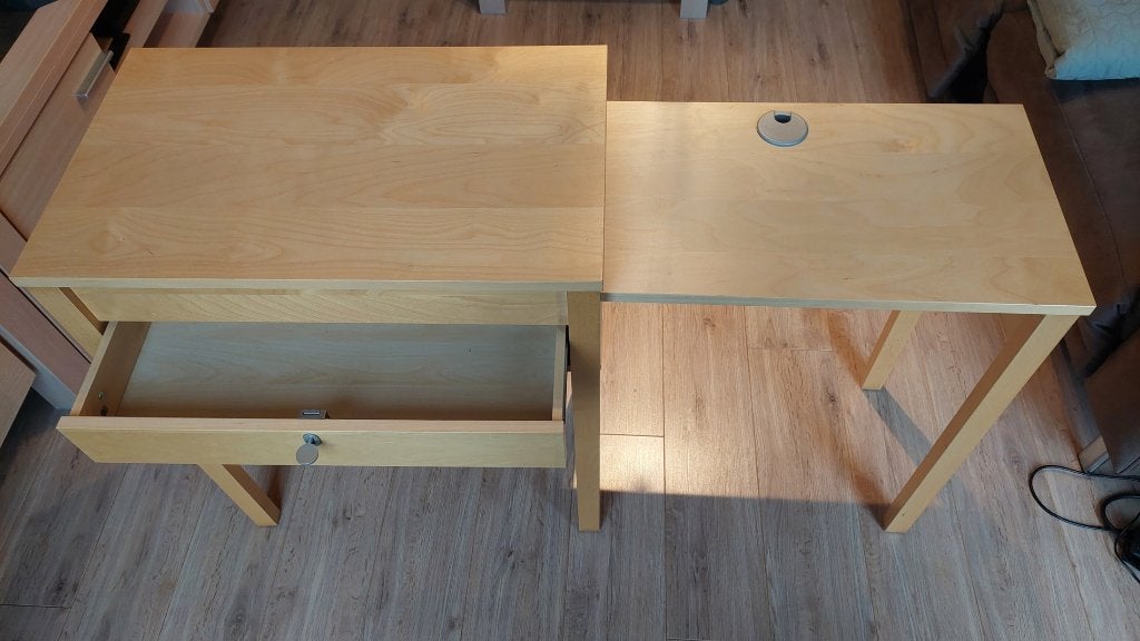 bureau (pour enfants) avec table extensible, Enlèvement, Comme neuf