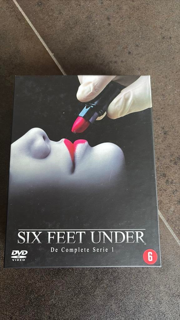 Six Feet Under seizoen 1, Enlèvement, Utilisé
