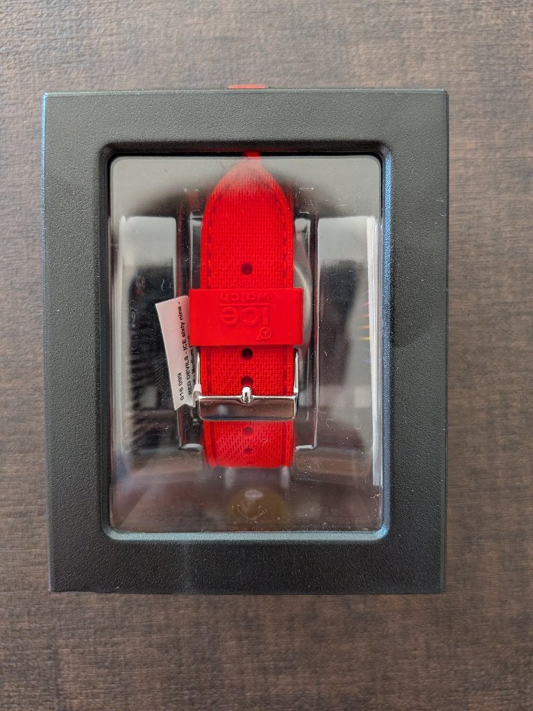 ICE-Watch Belgian Red Devils-horloge 016099, Handtassen en Accessoires, Overige materialen, Polshorloge, Overige materialen, Zo goed als nieuw