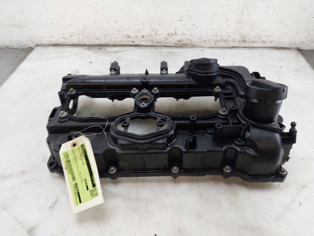 VALVE CACHE 3 serie Touring (F31) (|11127588412|7588412|), Utilisé, BMW, Petuelring 130
80809  München, DE, Bayerische Motoren Werke AG