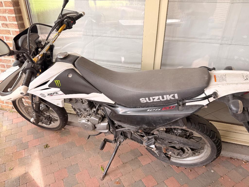 Suzuki 125 SM, Enlèvement, Utilisé