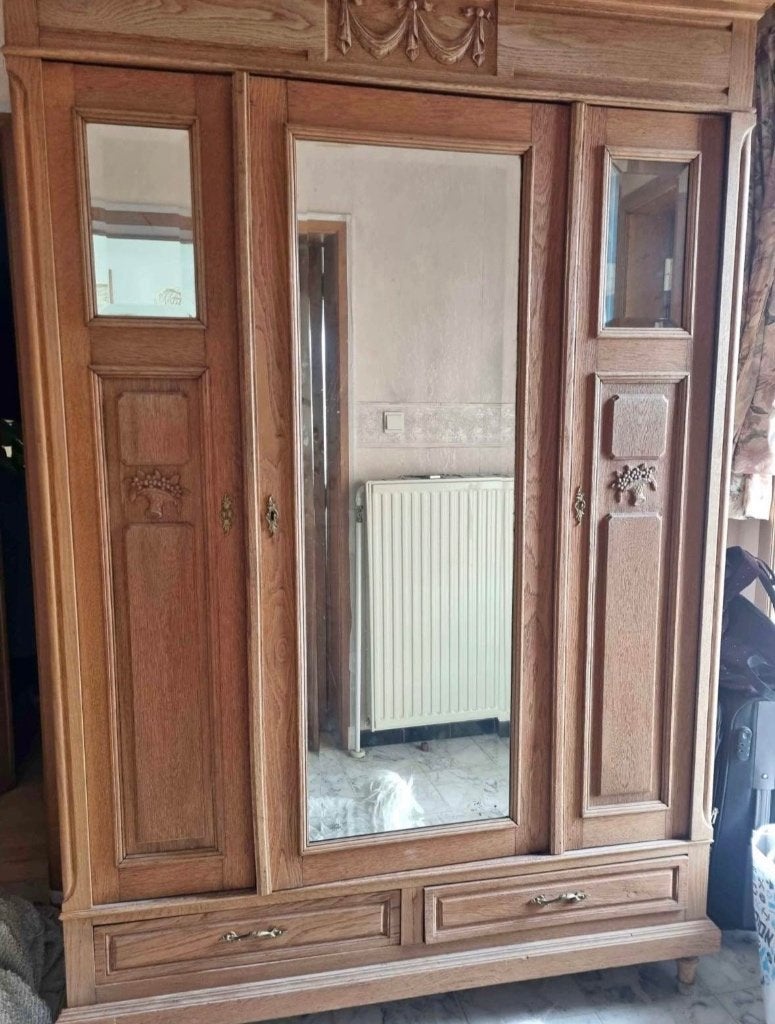 Armoire ancienne, Enlèvement