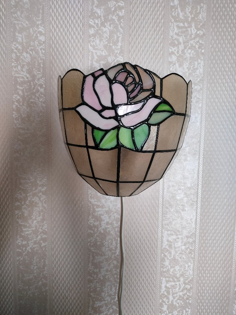 applique murale en vitrail de style Tiffany avec rose, Enlèvement ou Envoi, Verre, Applique murale, Source lumineuse incluse