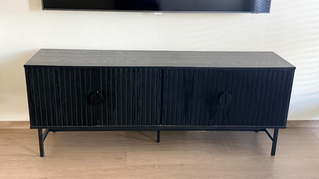 TV meubel zwart, Huis en Inrichting, Kasten |Televisiemeubels, 150 tot 200 cm, Ophalen of Verzenden, Zo goed als nieuw, Minder dan 100 cm