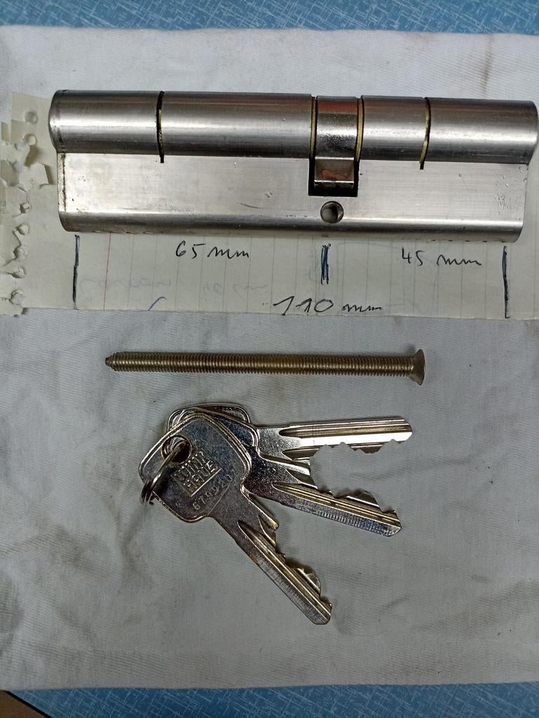Barillet porte 110mm (65/45)