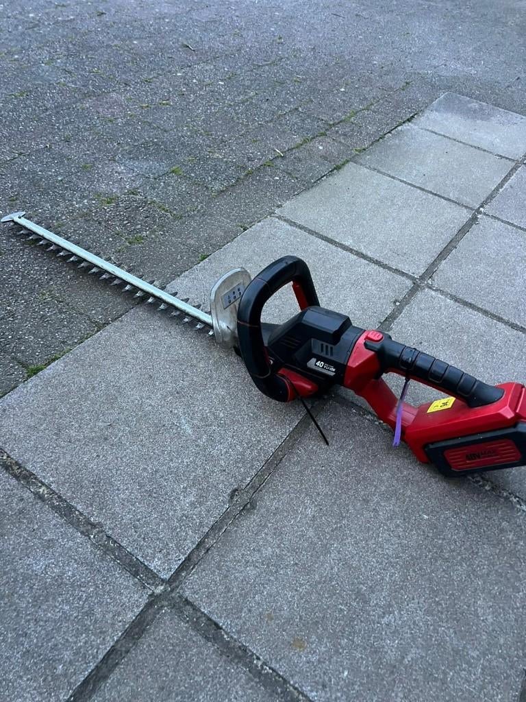 Elektrische heggenschaar, Ophalen, Gebruikt