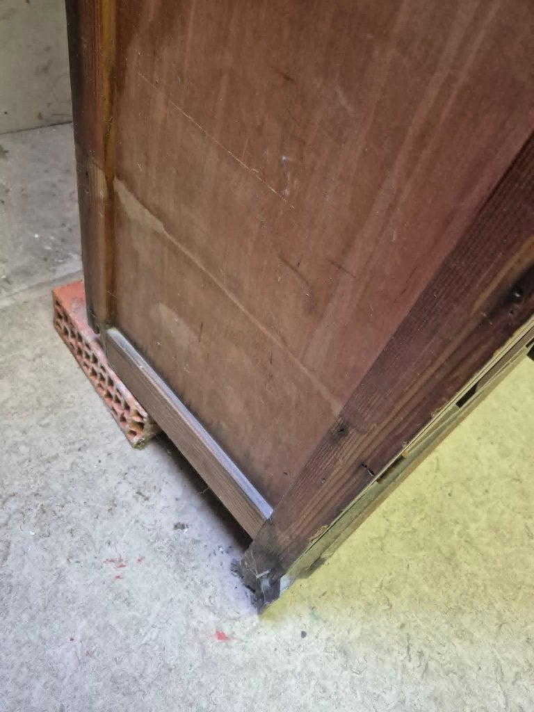 landelijke houten tweedeurskast, Huis en Inrichting, Kasten | Kleerkasten, Ophalen, Met plank(en), Gebruikt, 100 tot 150 cm