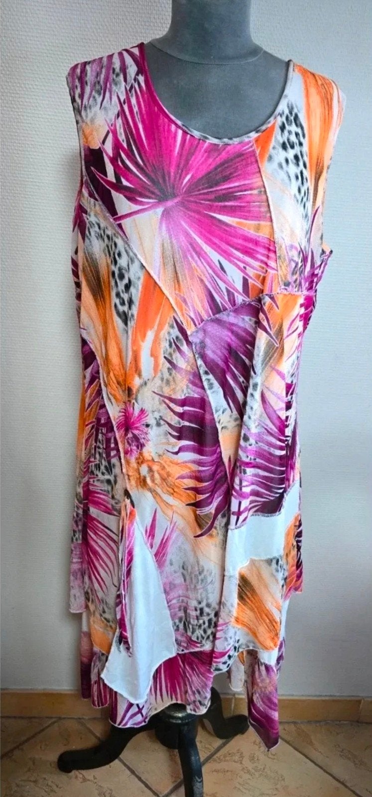 Longue tunique ou robe courte multicolore taille 46/48, Kleding | Dames, Grote Maten, Ophalen of Verzenden, Meerkleurig, Jurk