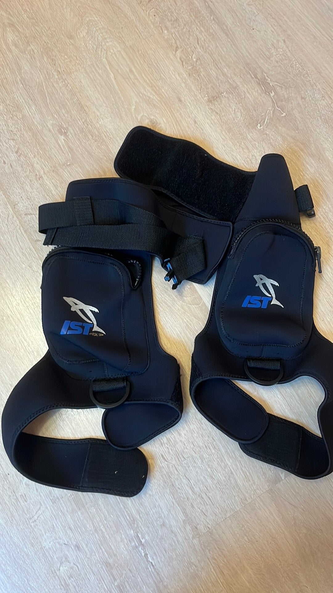 Ceinture poches pour petit matériel de plongée, Enlèvement ou Envoi, Comme neuf, Autres types