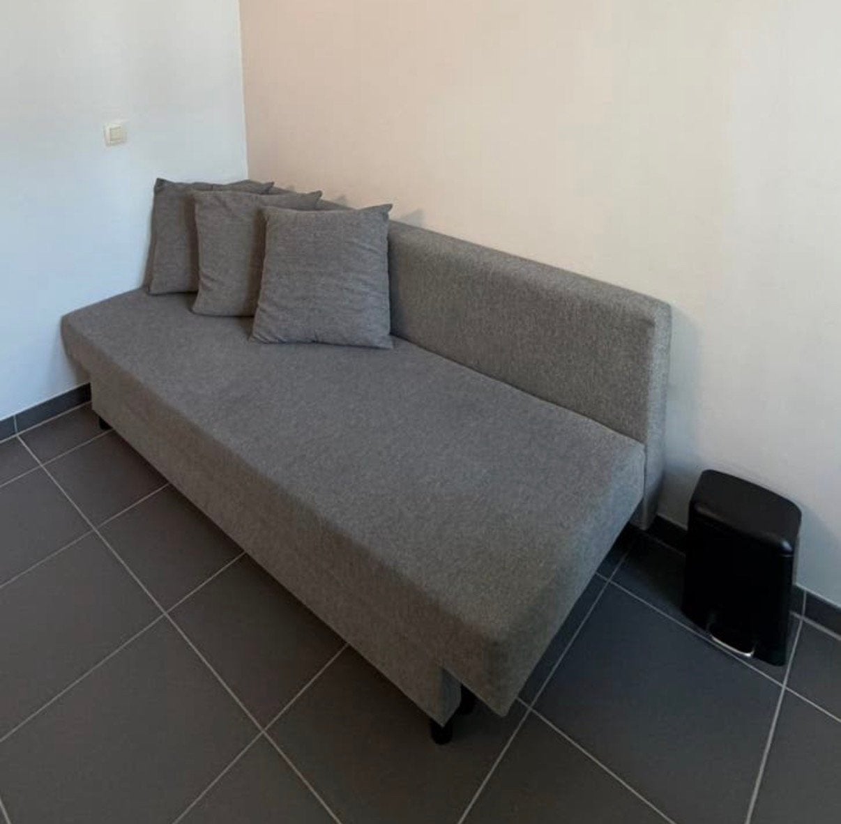 Grijs uitklapbaar zetelbed (Ikea ASARUM 502.846.47), Ophalen, Zo goed als nieuw, Grijs
