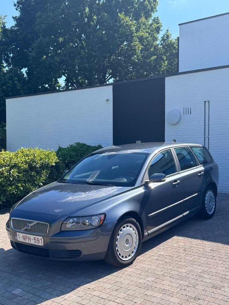 Volvo V50, Autos, Volvo, Argent ou Gris, Achat, Boîte manuelle, 5 portes
