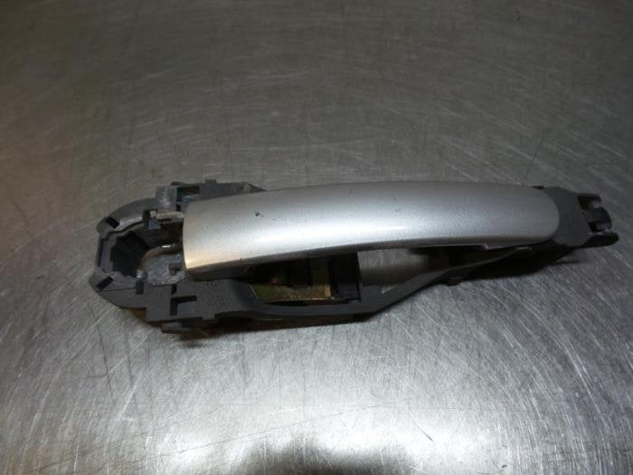 Poignée portière 2portes gauche d'un Volkswagen Lupo (Lupo, Volkswagen, -, 3 mois de garantie, Utilisé