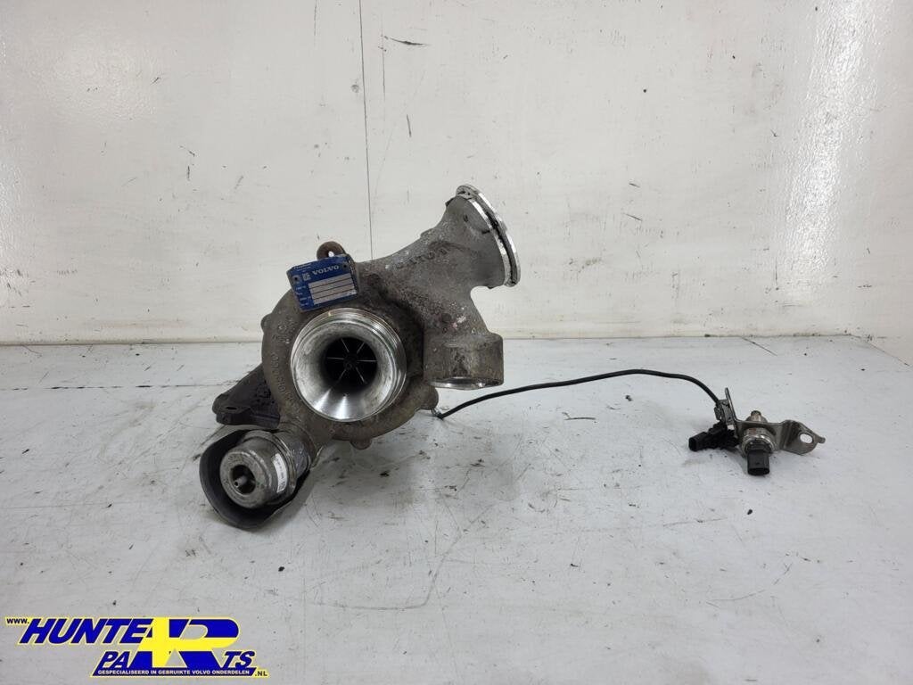 Turbo Volvo V70 III  ('07-'17) 31361654, Gebruikt, Ophalen of Verzenden, Volvo
