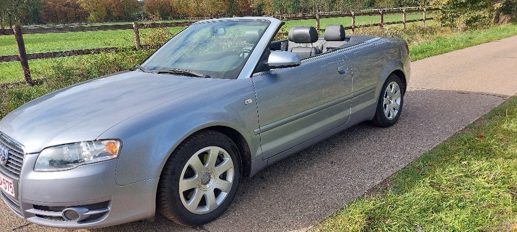 Audi A4 Cabrio 1.8 Turbo benzine, Autos, Cuir, Argent ou Gris, Achat, Cabriolet