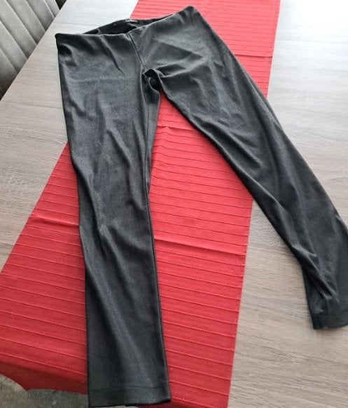 AnnaRita N zwarte legging 46, Kleding | Dames, Leggings, Maillots en Panty's, Legging, Zwart, Ophalen of Verzenden, Maat 44/46 (L)