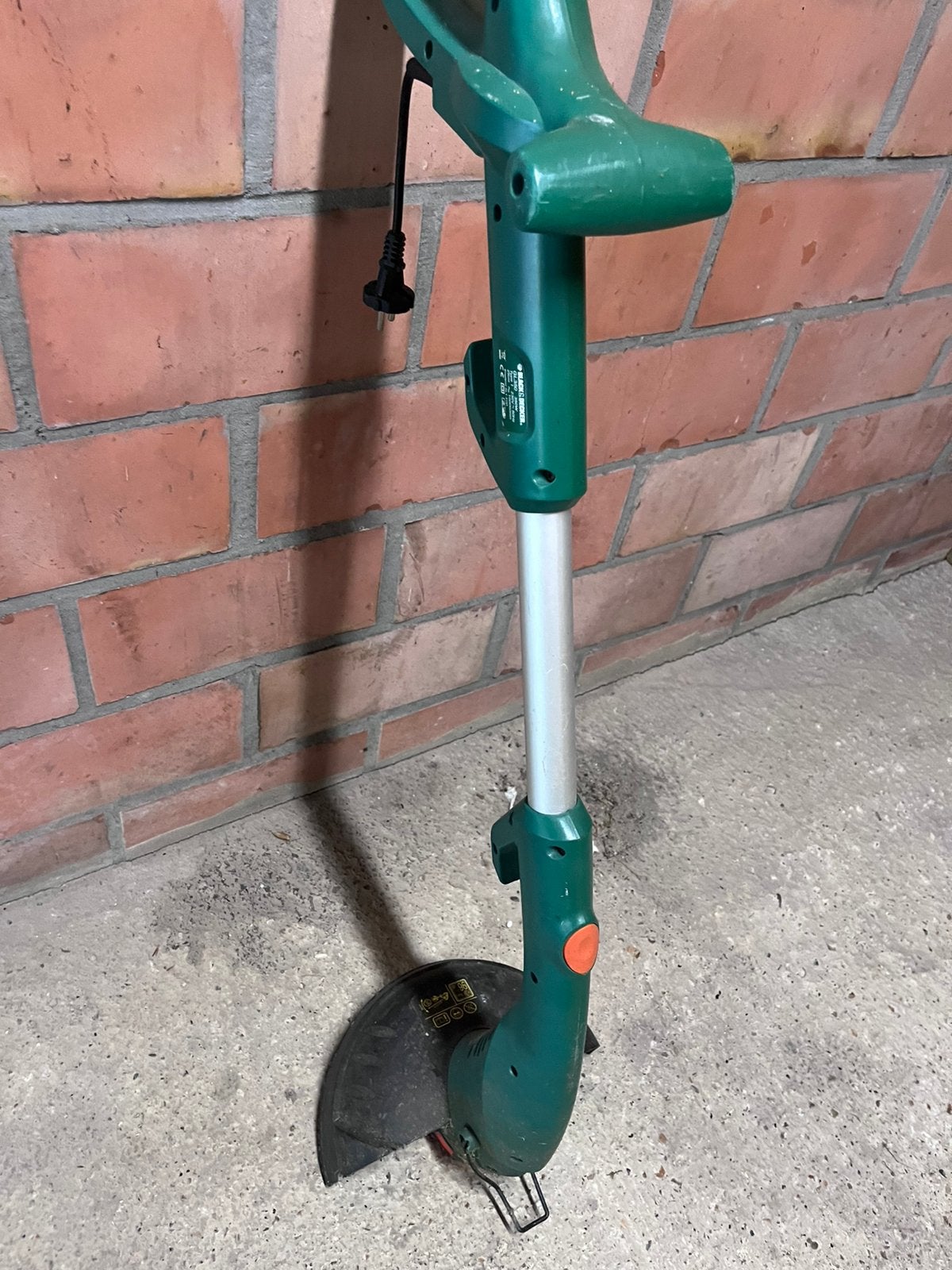 Elektrische timmmergras black and decker, Tuin en Terras, Grastrimmers, Ophalen, Zo goed als nieuw