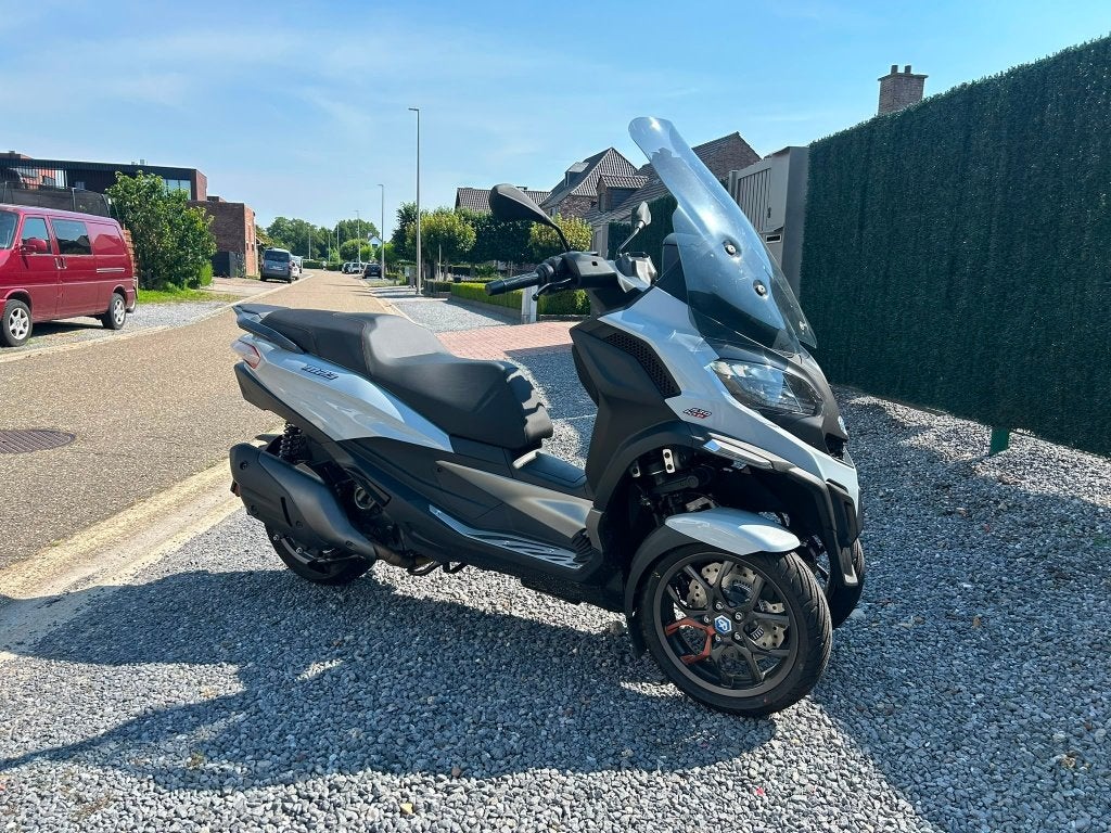 Piaggio MP3 530 exclusief, Motoren, Nieuw, Bedrijf, ABS, Automaat
