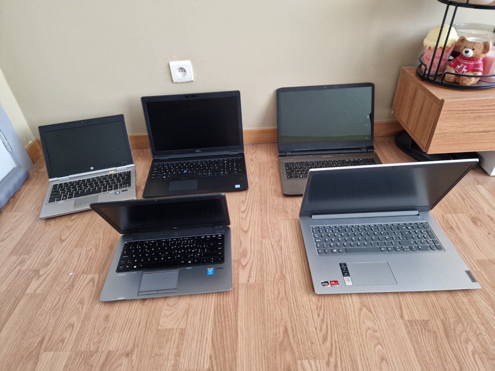 Laptops voor onderdelen goed lezen !, Computers en Software, Windows Laptops, Gebruikt, Onbekend, Ophalen